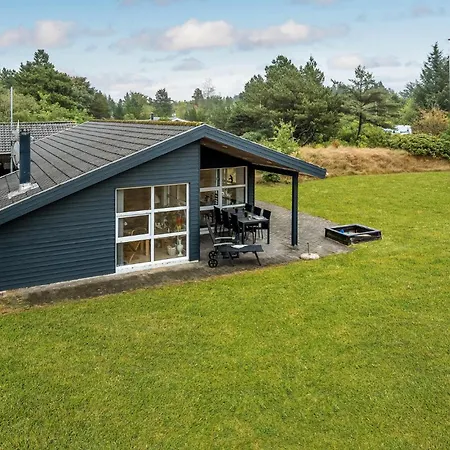 Cozy Home In Henne With Sauna Casa de Férias *